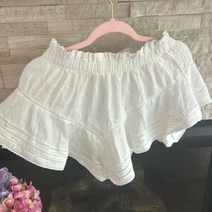 white aerie skort, size small